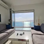 Rocknest Sea View Penthouse Sarandë