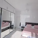 Lejlighed Rocknest Sea View Penthouse Sarandë