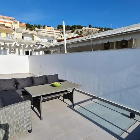 Apartment Rocknest Sea View Penthouse