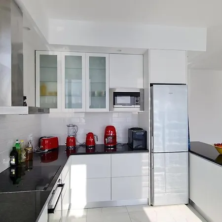 Rocknest Sea View Penthouse