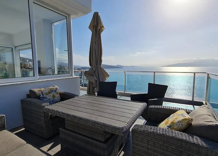 Appartamento Rocknest Sea View Penthouse